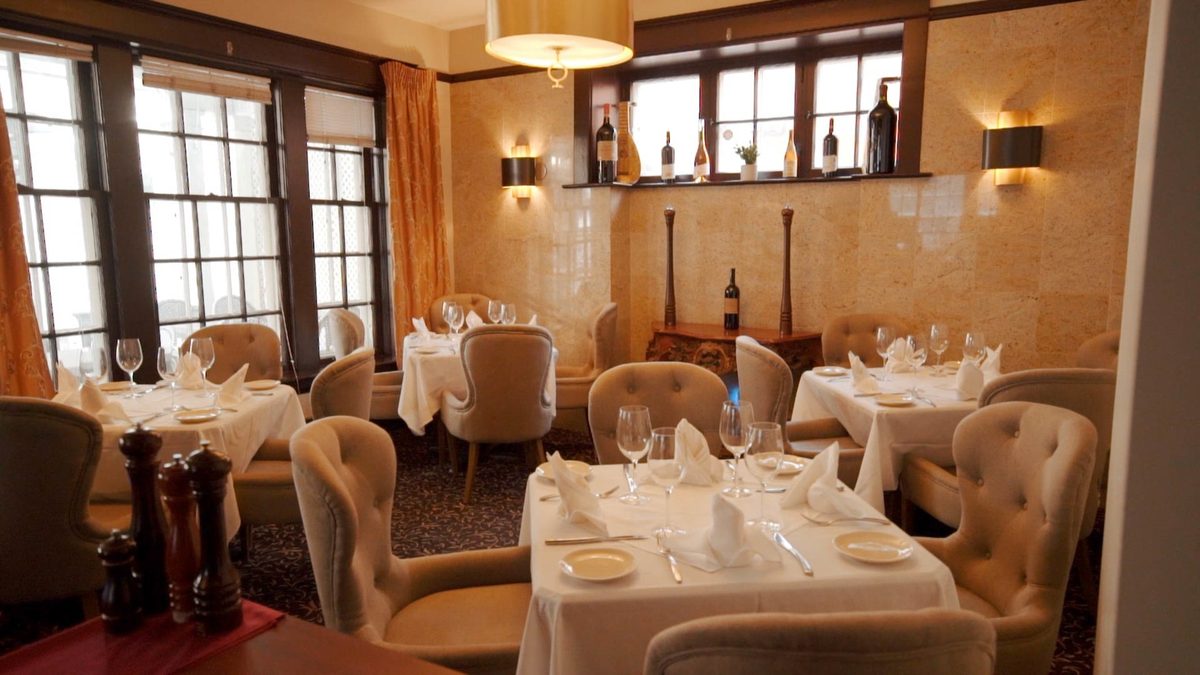 Violino Italian Ristorante, Edmonton