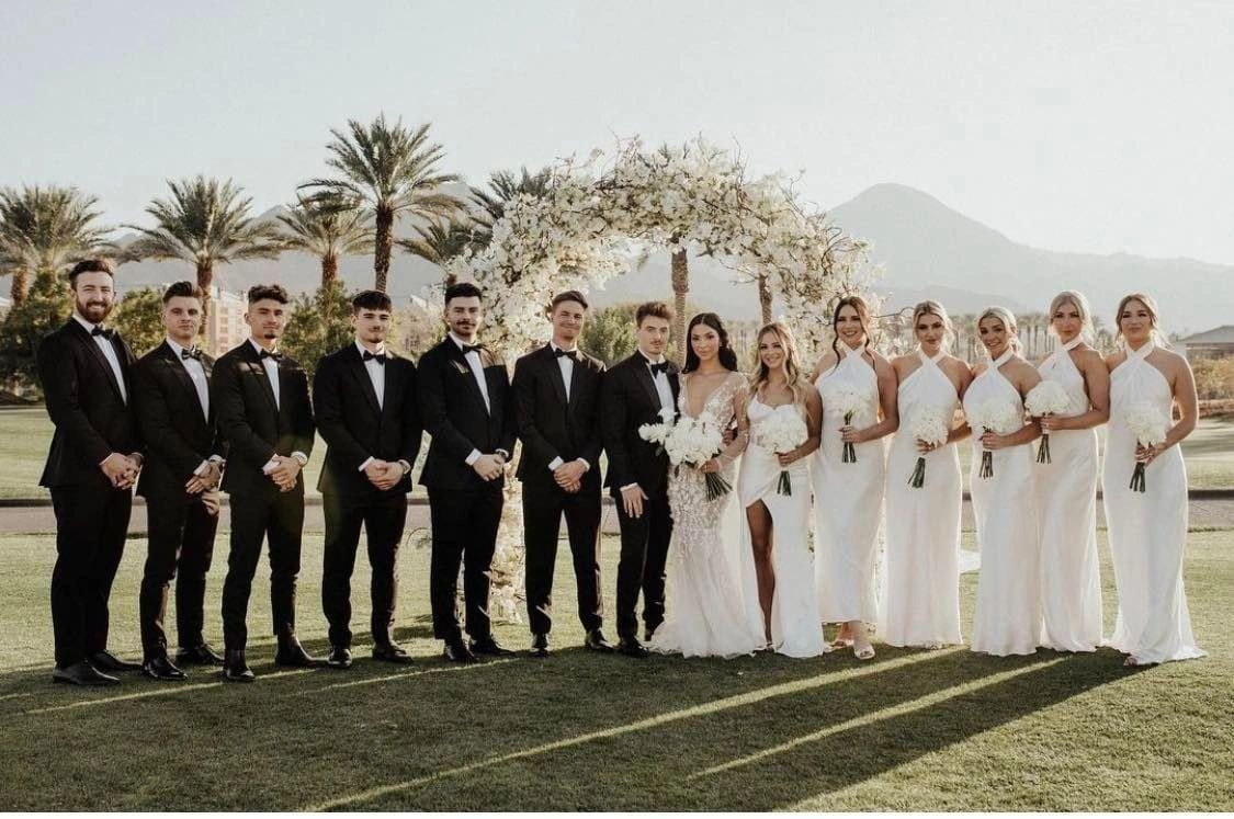 A Conxeppt wedding party, fitted together